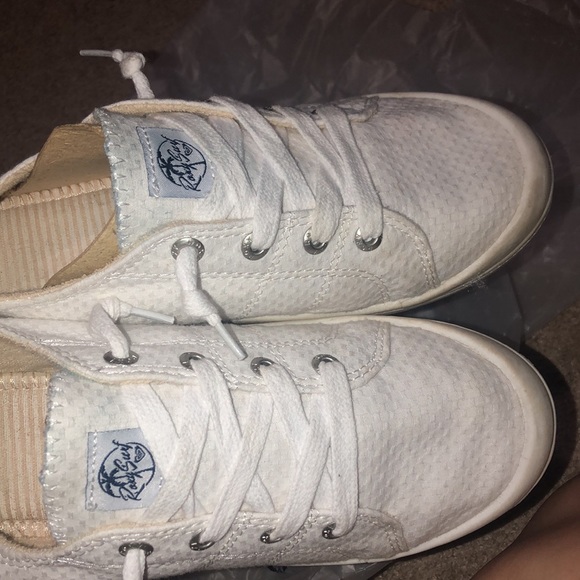 Roxy white slip on shoes - Picture 6 of 9